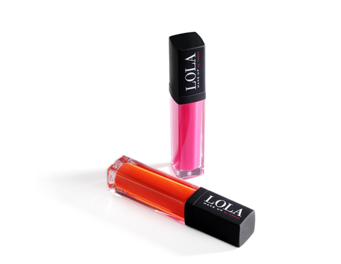 LOLA Cosmetics Packaging